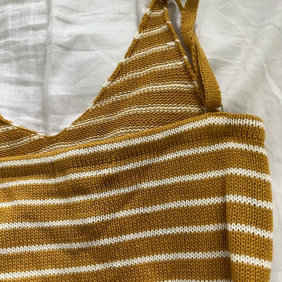 Never worn Mustard tank with white horizontal stripes - Picture 2 of 7